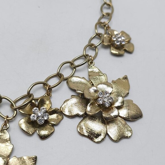 Gold Tone Flower Necklace Earrings Set Clear Rhinestone Adjustable Chain - Picture 9 of 11